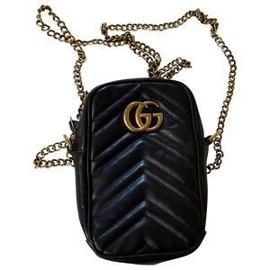 Gucci black leather bag